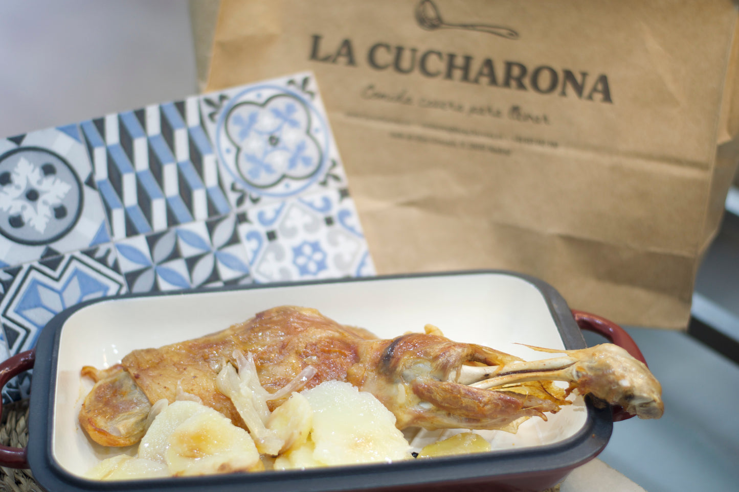 Paletilla de cordero lechal asada - 1 ración