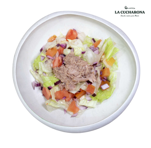 Ensalada mixta de tomate, lechuga, cebolla y atún - 250 gr
